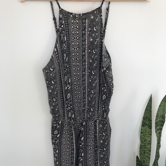 AMERICAN EAGLE Boho Print Romper - Picture 2 of 9